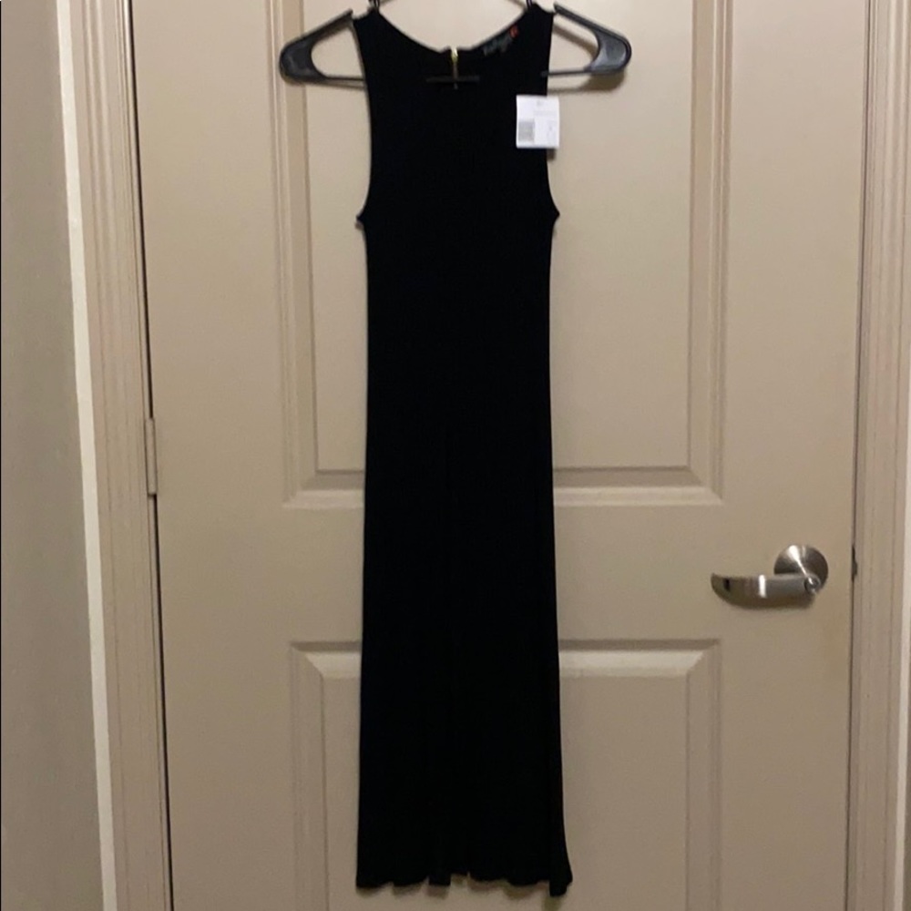 ✨NWT! G by Guess Women’s Hi-Low Ribbed Top (Black)